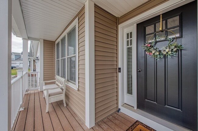 Photo - 35 Metacomet Rd
