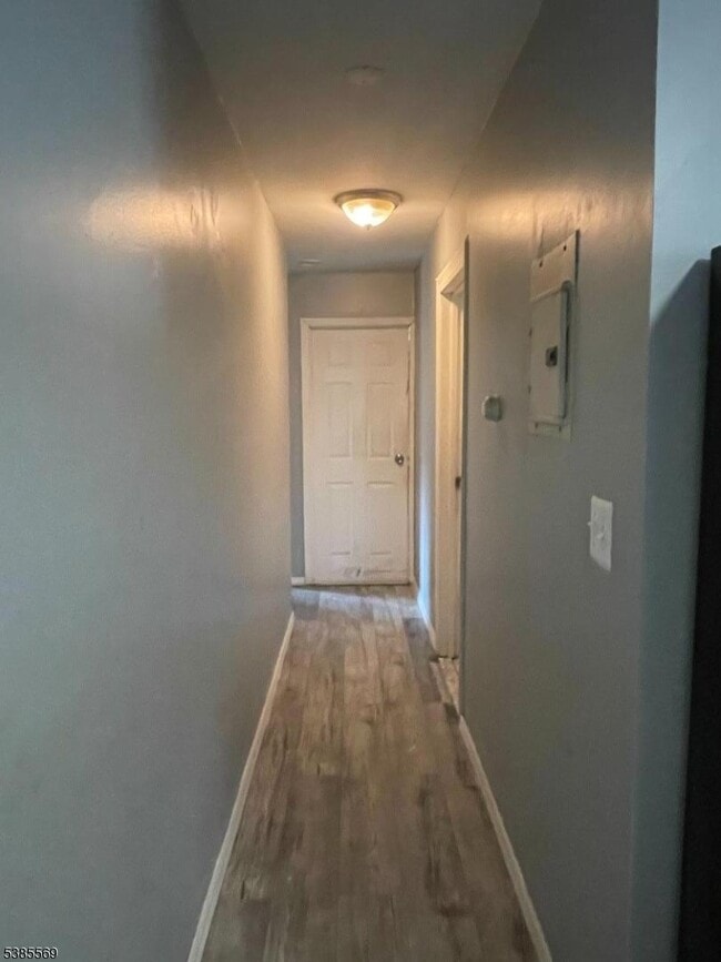 Photo - 644 Trumbull St