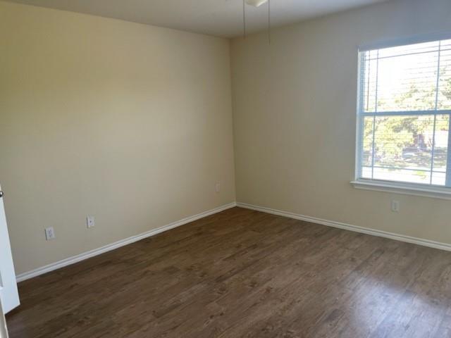 Photo - 2105 Fall Creek Dr