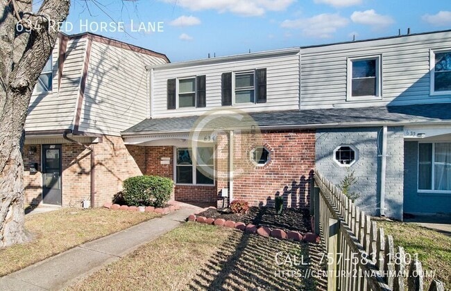 Photo - 634 Red Horse Ln