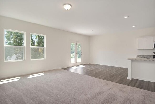 Photo - 371 Greenwalk Pl