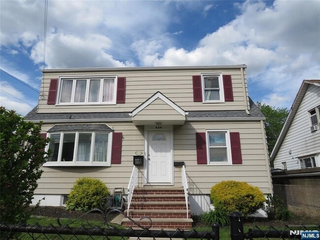 Building Photo - 838 Paulison Ave