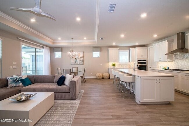 Photo - 73 Havencrest Ave