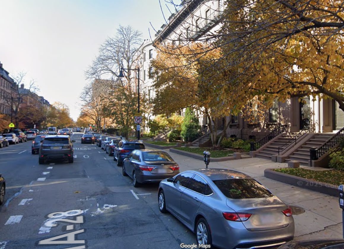 Photo - 48 Beacon St Unit 1R