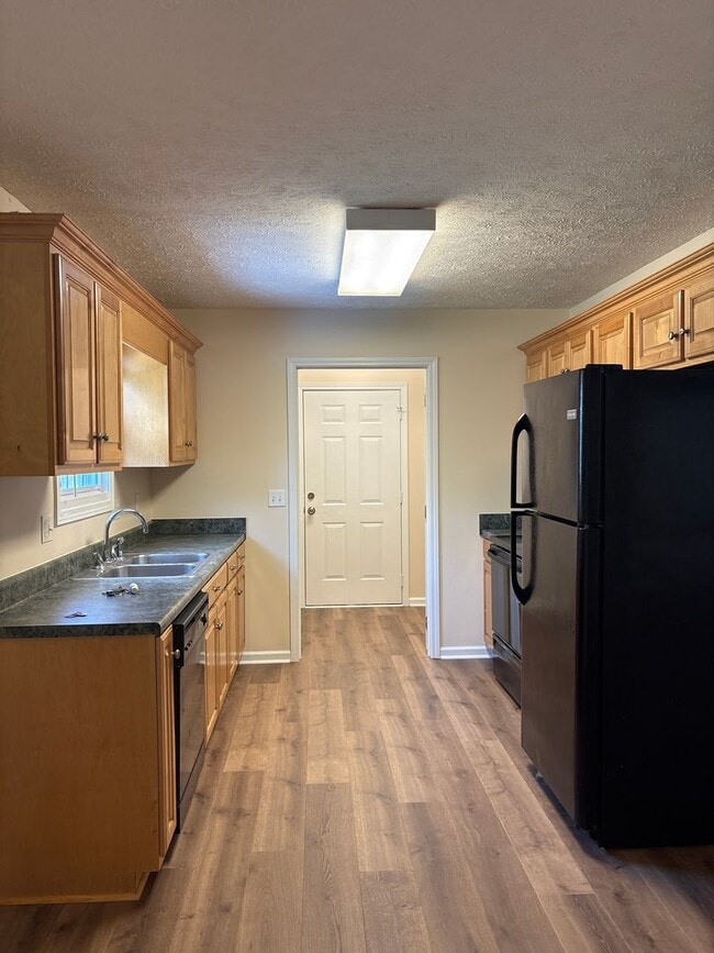 Photo - Charming 3 Bedroom Home with Large Yard