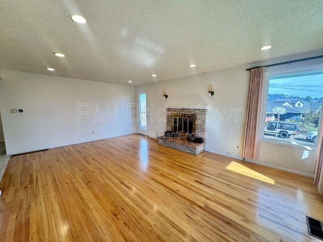 Photo - 6999 SE Norbert Dr