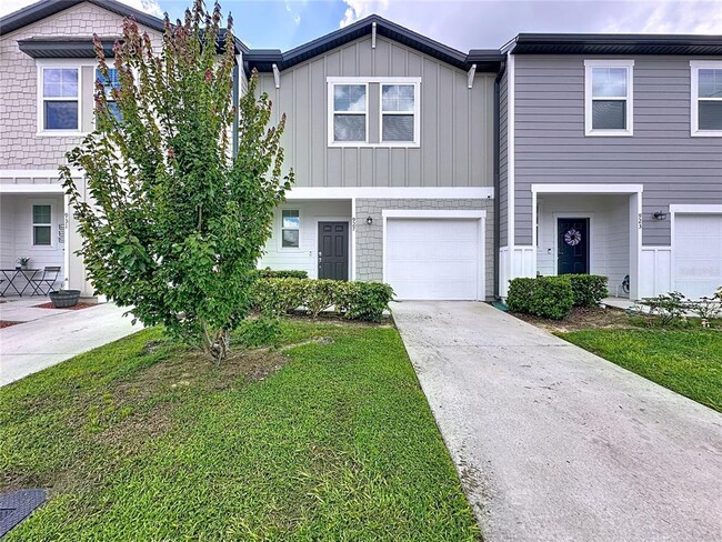 Building Photo - 927 Reserve Pl