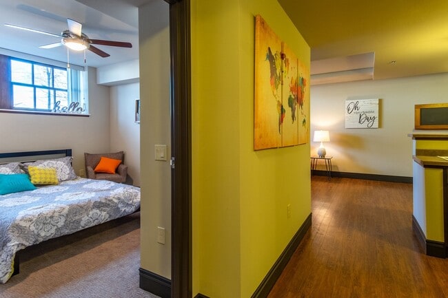 Washington School Apartments