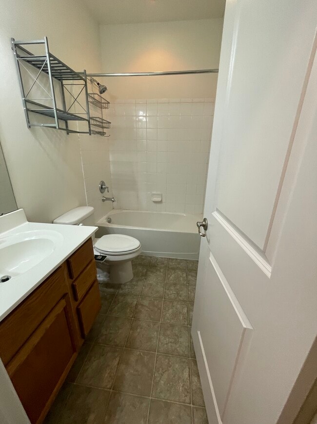 143 Franklin Cir Townhome Townhome Rental in Somerdale NJ