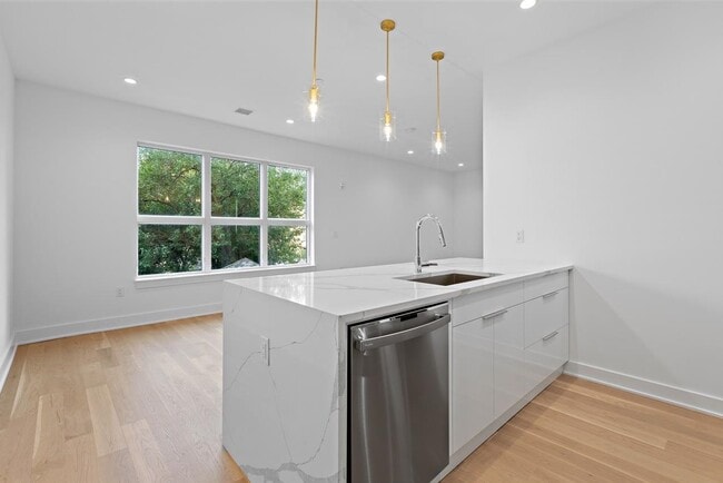 Photo - 6025 JFK Blvd E Unit 308