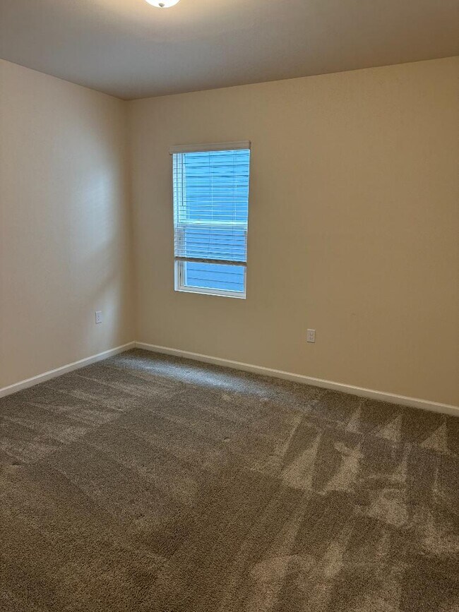 Photo - 1632 Laforce Cv