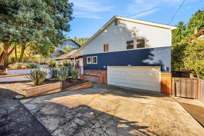 Photo - 280 Angelita Ave