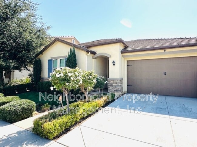 Photo - 3862 Buckingham Ave