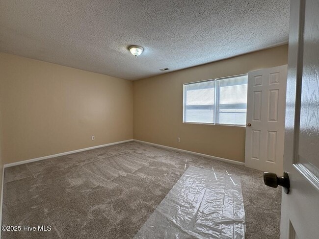 Photo - 502 Thyme Ct
