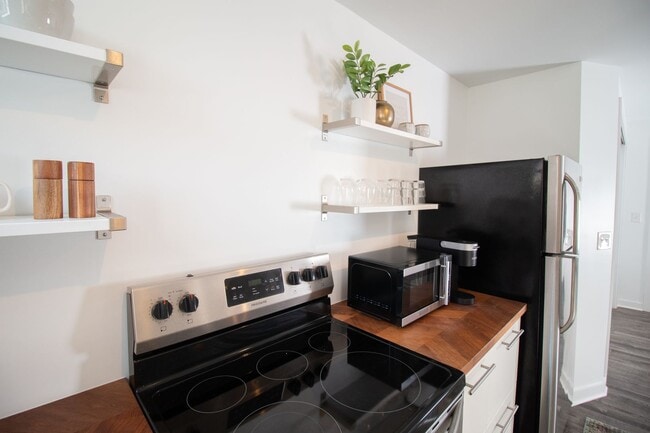 Photo - 830-832 Madison Ave. Unit #3