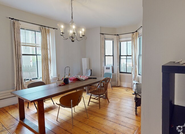 Building Photo - 31 Athens St Unit SF Rental