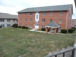 Primary Photo - Emmits Manor Apartments
