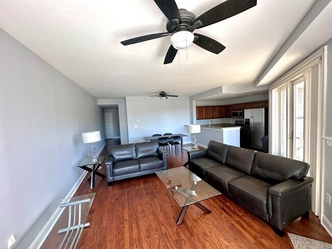 Photo - Upscale 2 bedroom/2 bathroom Condo in uptown Charlotte, Short Walk to Bank Of America Stadium Unit 415