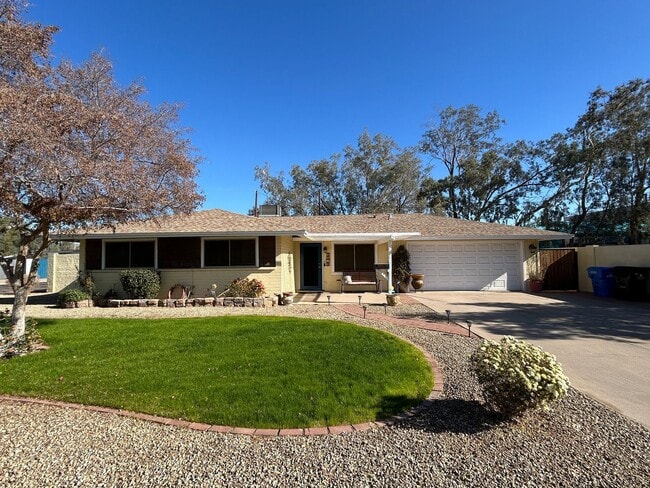 Building Photo - 5015 N 13th Ave