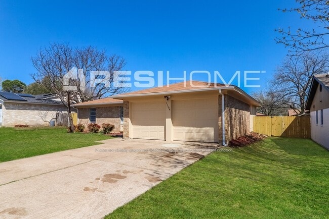 Photo - 1104 Patrick St