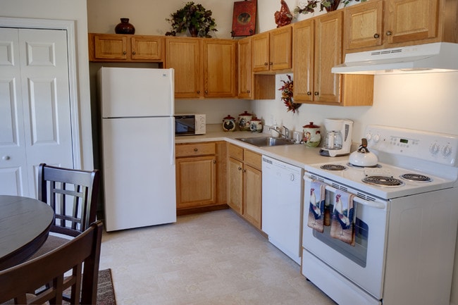 Photo - Kingswood Village Apartments