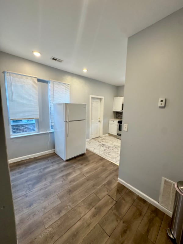 Building Photo - 721 S 56th St Unit 2 Rental