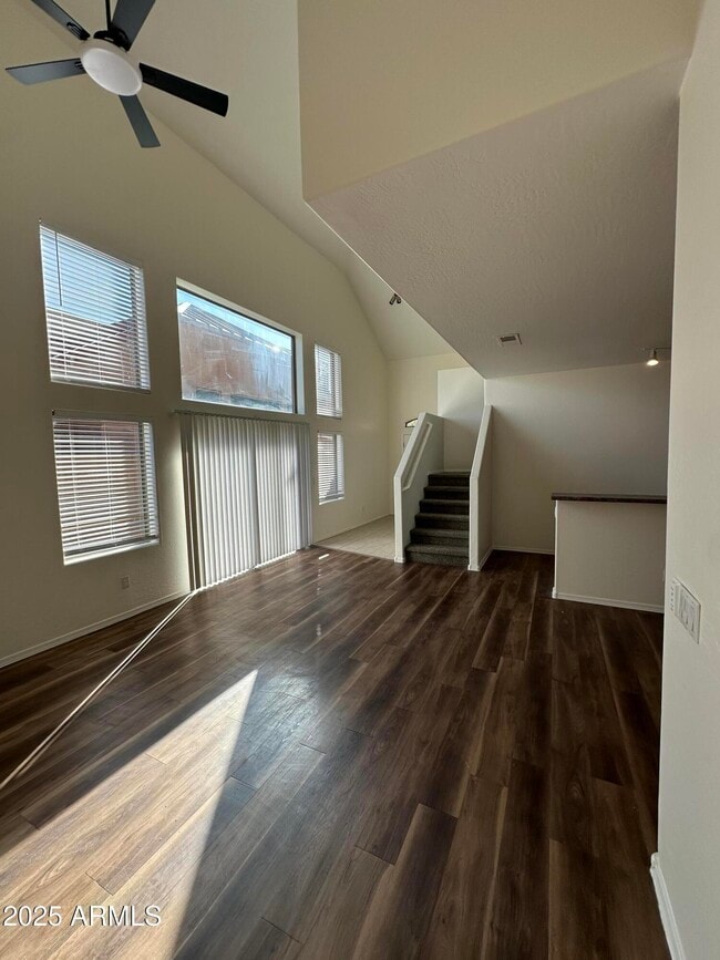 Photo - 1015 S Val Vista Dr