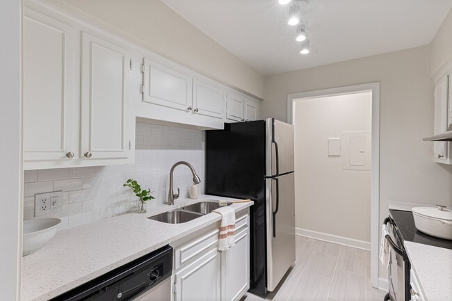 Westwood II Apartments