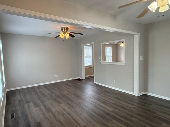 Photo - Private 4 bedroom home in West Allis