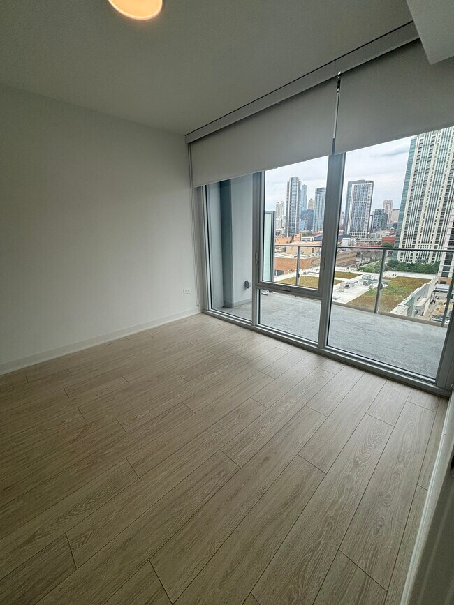Photo - 740 W Fulton St Unit 2203