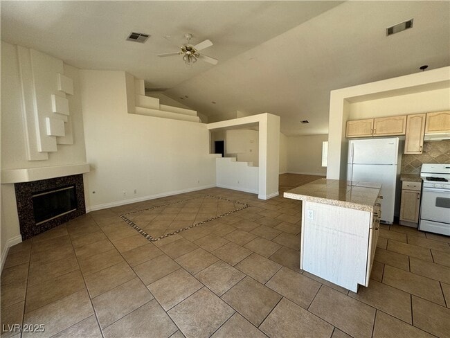 Photo - 4811 Carefree Dr