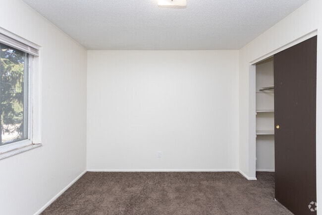 Studio - 378 SF