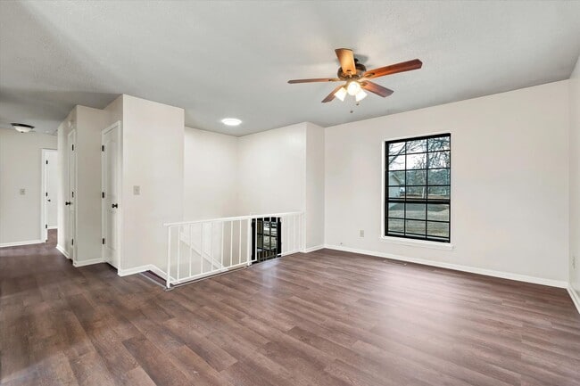 Photo - Spacious 4 Bed / 2 Bath Home