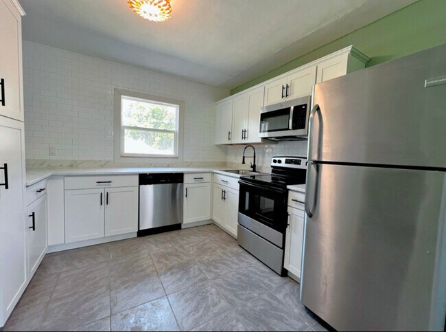 Photo - 707 E Spruce St