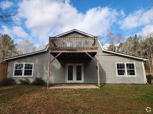 Building Photo - 382 Indian Creek Rd Rental