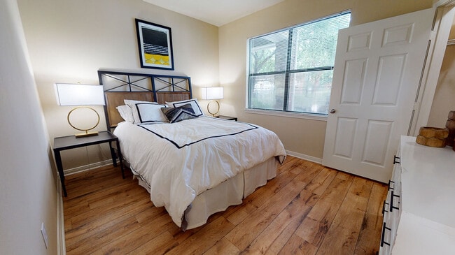 Lakeland Estates Apartment Homes
