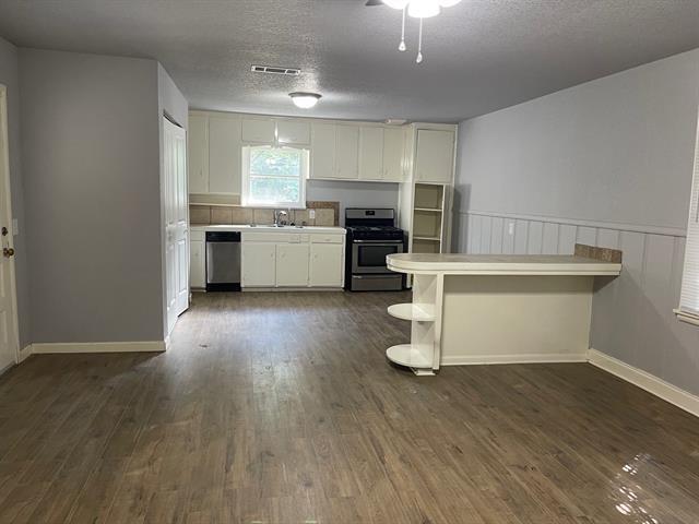 Photo - 5513 Santa Barbara Ave