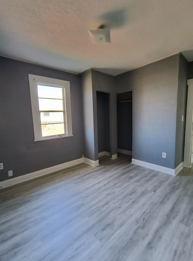 Building Photo - 2-Bedroom WITH SUNROOM Home for Rent in Downtown Winter Haven