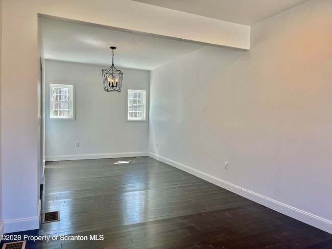 Photo - 400 Haven Ln