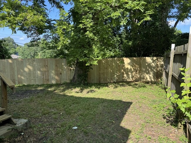 Photo - 1249 Waverly St