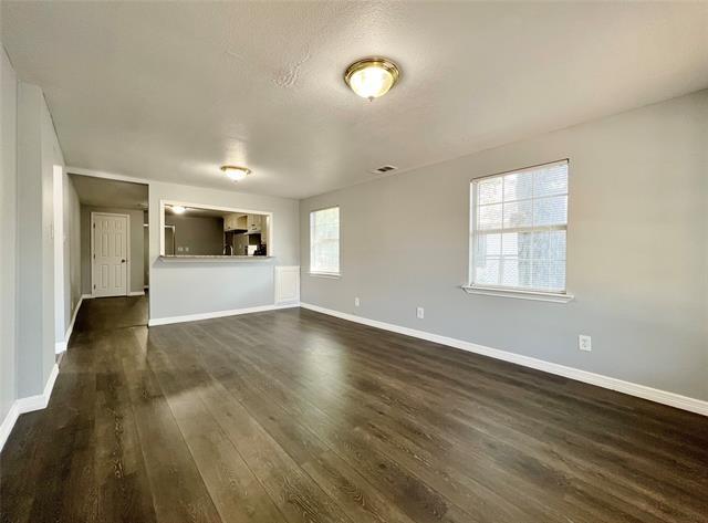 Photo - 2625 E 12th St