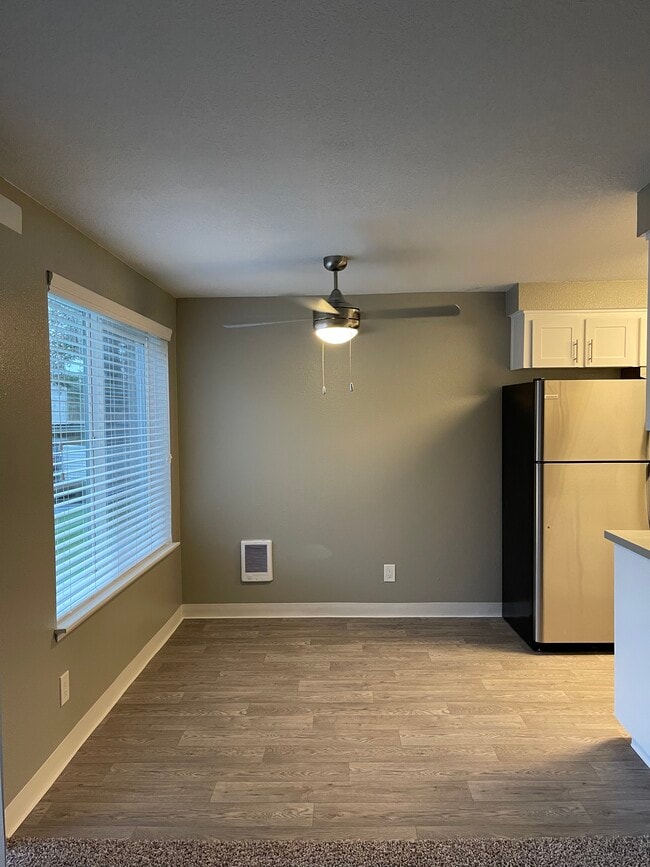 Photo - Oak Hill Apartments