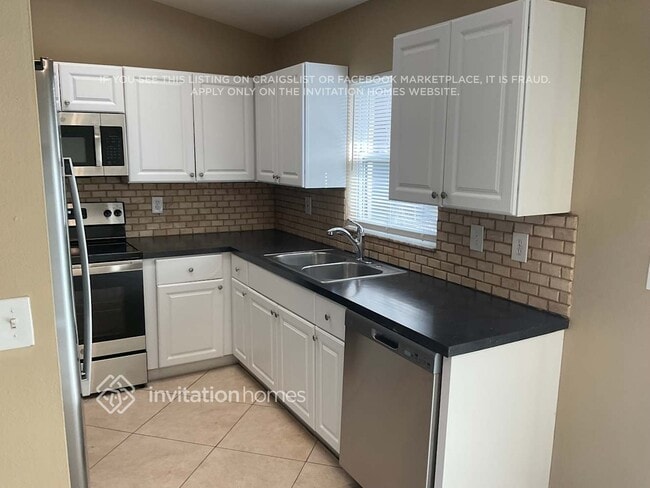 Photo - 2811 Eagle Run Cir N