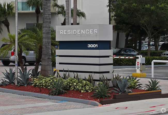 Residences on Hollywood