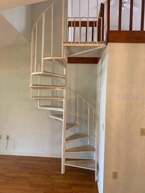 Photo - 1115 Dosseywood Ln