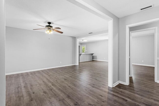 Photo - Spacious Brick Home with Modern Upgrades & Huge Fenced Yard in Valdosta!