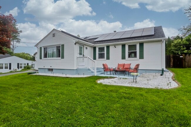 Building Photo - 83 Chalmers St