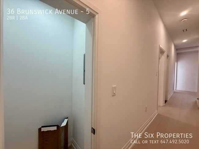 Photo - Brand New 2 Bedroom Top Floor Apartment in the Heart of Downtown Unit 5