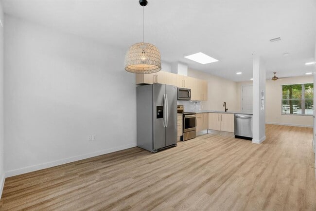 Photo - 7805 Cooper Ln Unit 606