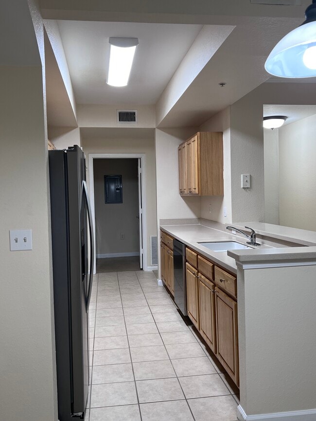 Photo - 10075 Gate Pky N Unit 2805